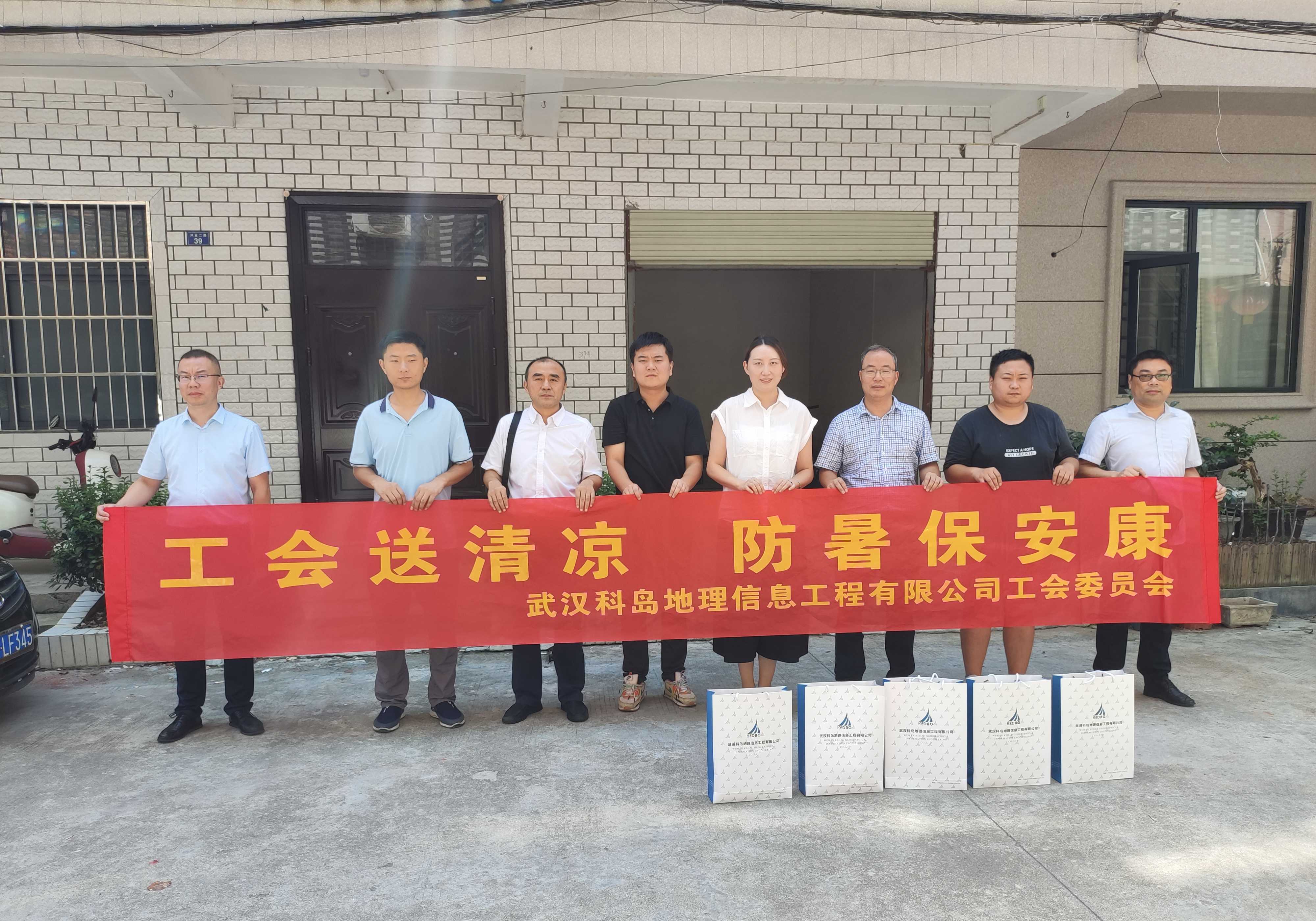 71b59dc765533087cf38492ebe1d946_副本.jpg
